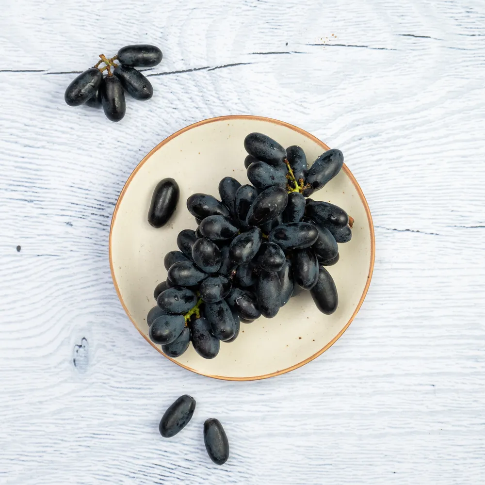  Grapes Black Seedless